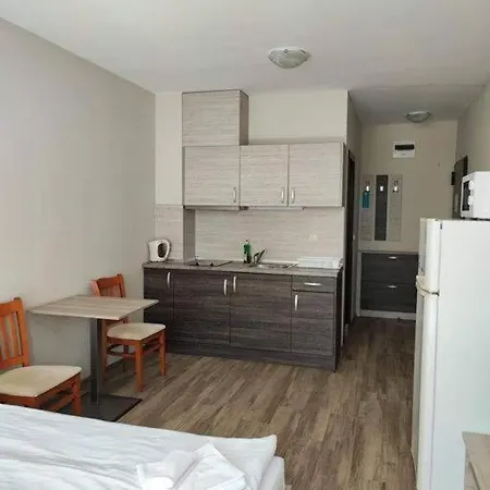 Studio Sorrento Apartment *